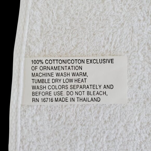 Christmas Holiday 4 Fingertip Guest Towels Applique Poinsettia Star White Cream - Picture 10 of 11